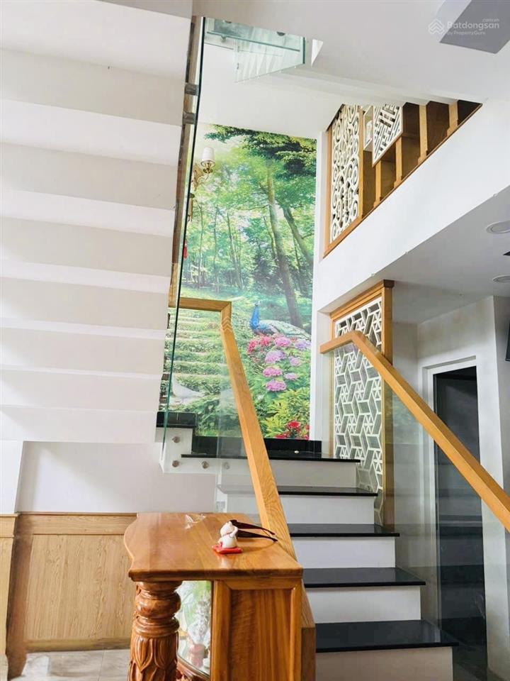 Chính chủ gửi bán căn nhà đẹp mt đường nguyễn tư nghiêm phường bình trưng tây q2 cũ tp hcm