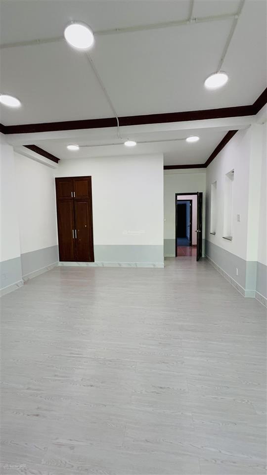 Chính chủ gửi bán nhà 3 lầu mt đường 49 p. bình trưng đông q2 cũ tp hcm