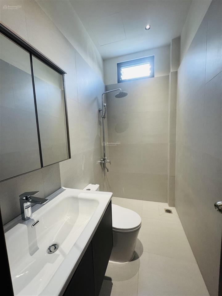Chính chủ gửi bán nhà 1 lầu mặt đường thông xe ô tô ra nguyễn duy trinh, phường bình trưng, tp hcm
