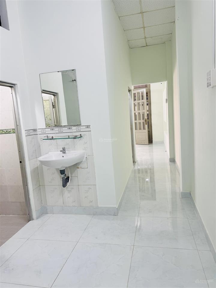 Chính chủ gửi bán căn nhà mặt tiền đường số 5 phường bình trưng đông q2 cũ tp hồ chí minh