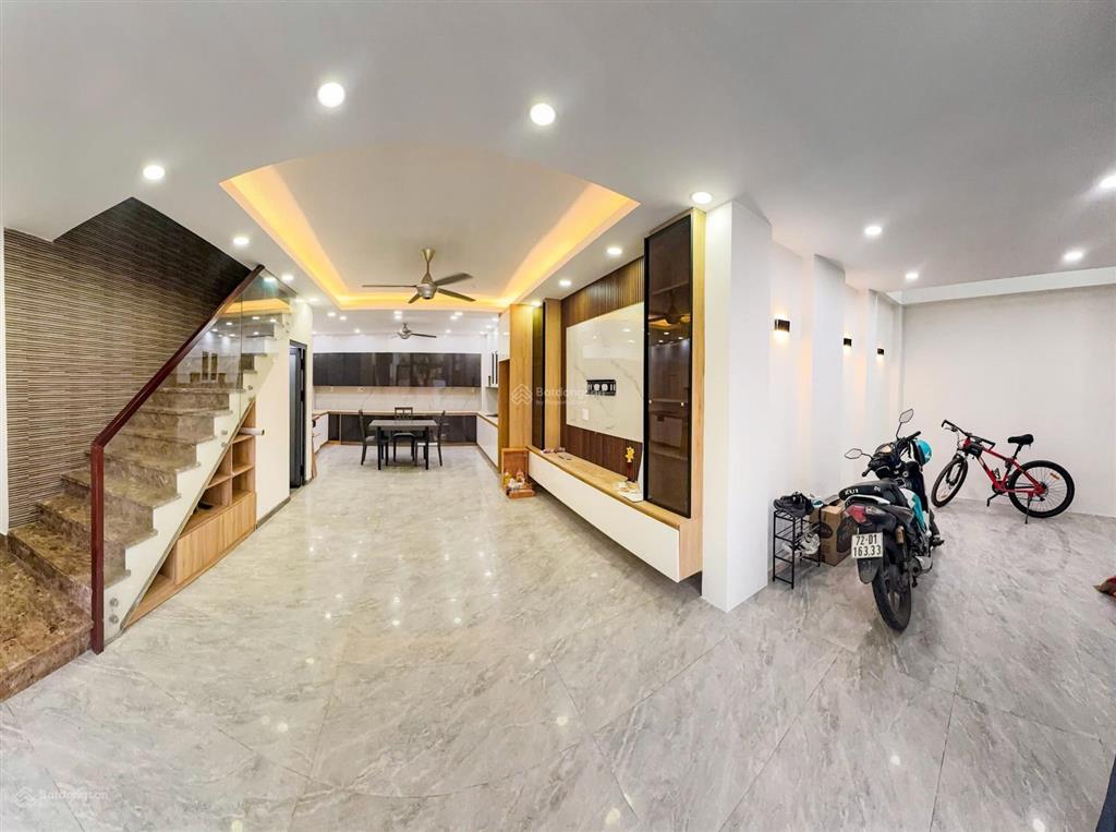 Chính chủ gửi bán nhà hẻm xe ô tô phường bình trưng tây, quận 2 cũ