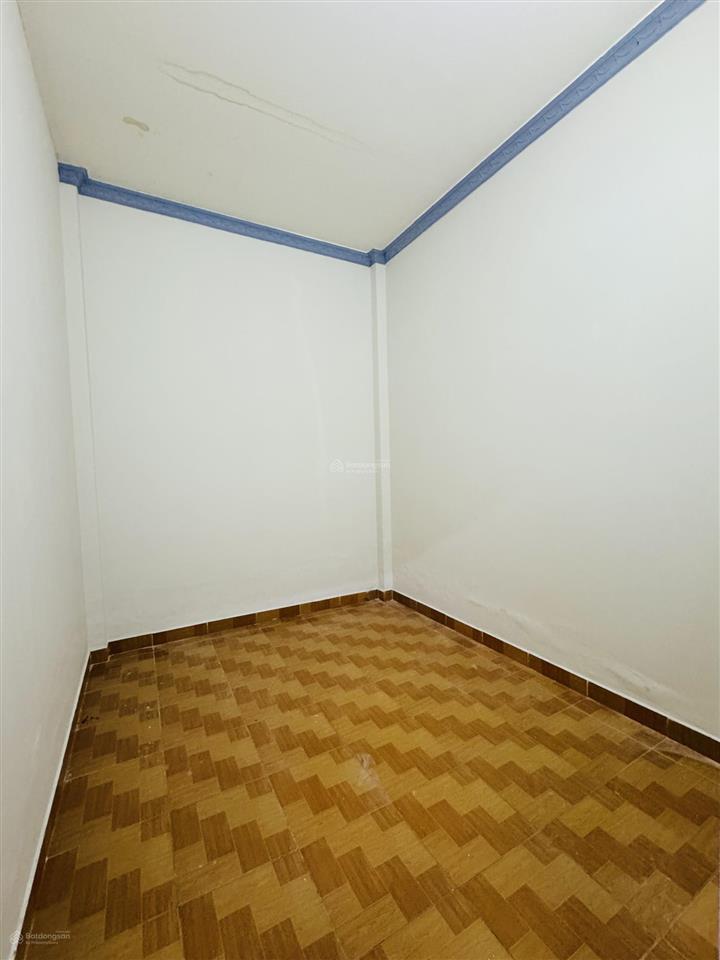 Chính chủ gửi bán căn nhà cấp 4 hẻm xe ô tô đường số 1 phường long trường q9 tp hcm