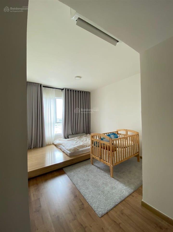 Cho thuê căn krista 2pn có nội thất giá chỉ 12.5 dọn vào ở ngay.  0902 306 ***