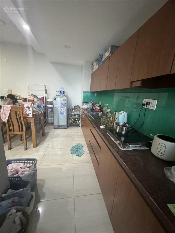 Cho thuê chung cư krisvue q.2 3pn giá từ 15tr full nội thất nhà mới sạch đẹp.  0902 306 ***