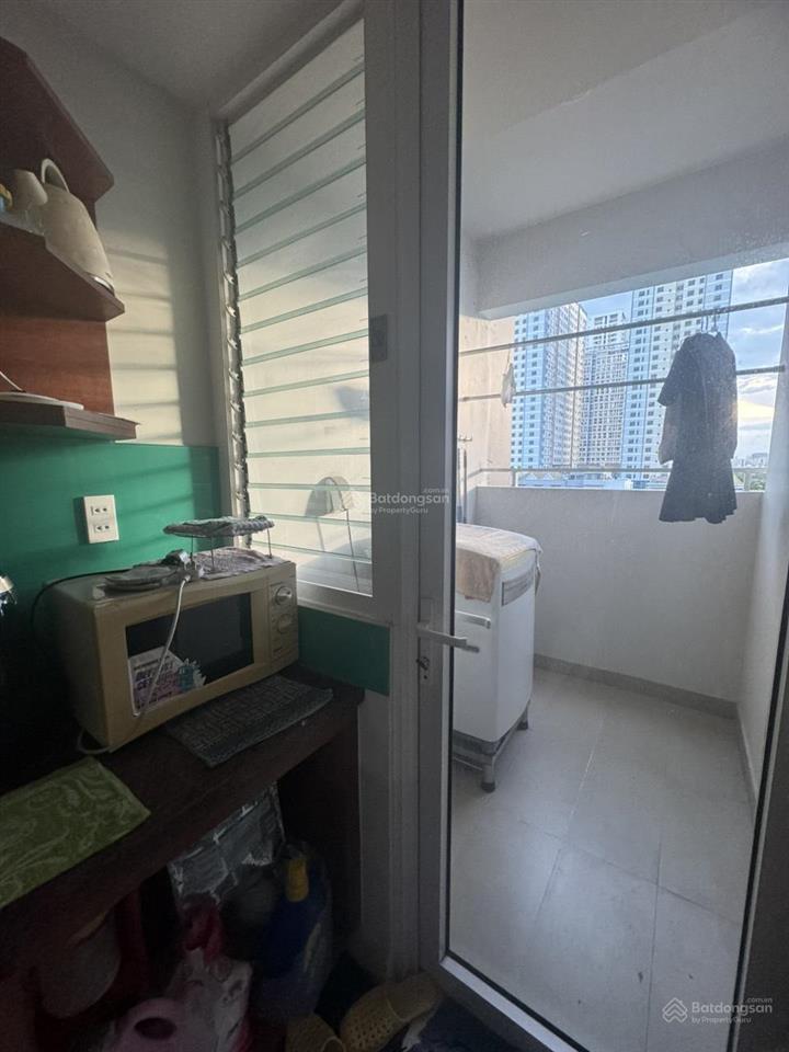 Cho thuê chung cư krisvue q.2 3pn giá từ 15tr full nội thất nhà mới sạch đẹp.  0902 306 ***