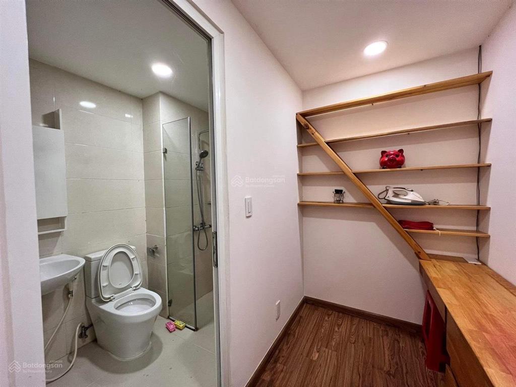 Còn 1 căn duy nhất giá 7,5tr/ tháng 2pn 2wc có nội thất, lầu trung view đẹp thoáng mát hướng nam