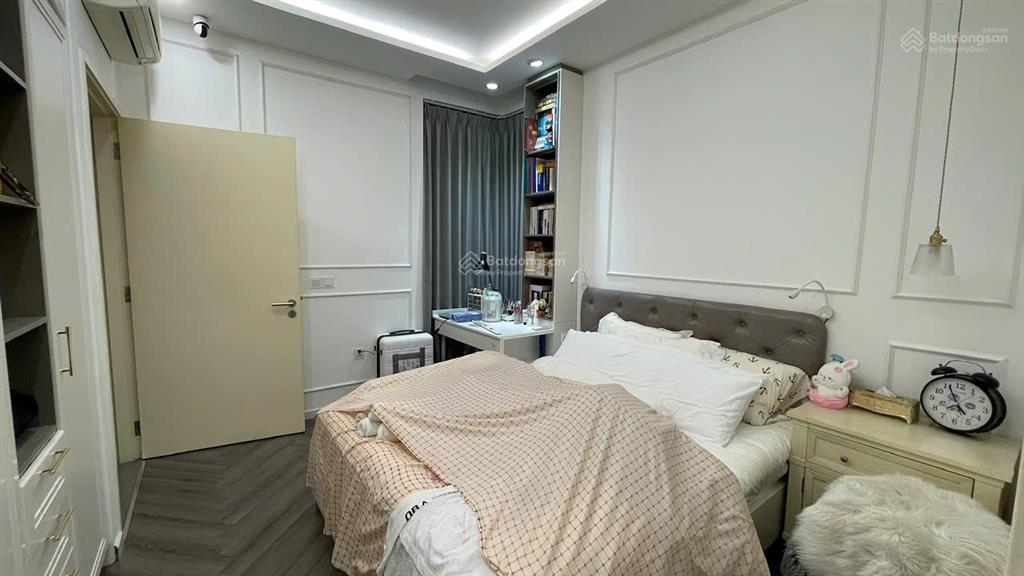 Cần chuyển nhượng căn hộ the estella. diện tích 171m2, 3 phòng ngủ