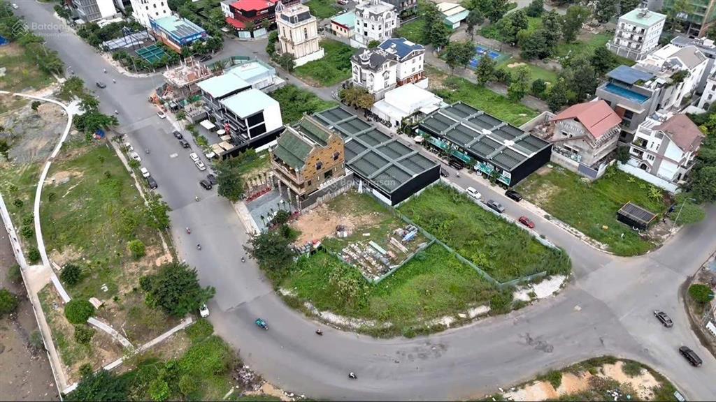 Chính chủ cần bán nhà biệt thự kdc phường thạnh mỹ lợi, quận 2. dt 355m2 giá 85ỷ. góc hai mặt tiền