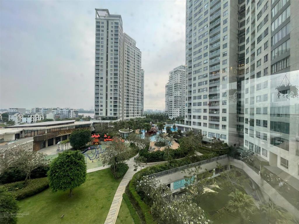 Bán căn hộ 2 phòng ngủ đảo kim cương quận 2, 86 m2, view đẹp, nội thất cơ bản, giá tốt