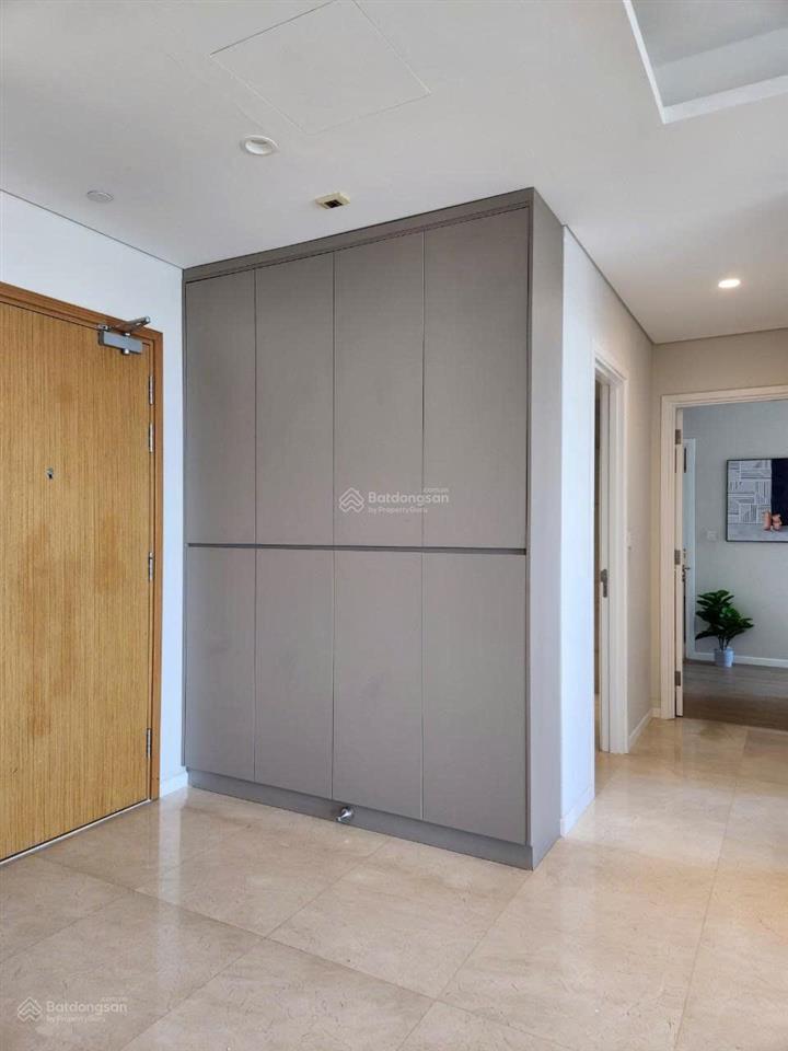 Bán căn hộ 2 phòng ngủ đảo kim cương, view sông sài gòn, cầu phú mỹ, hướng đông nam mát mẻ