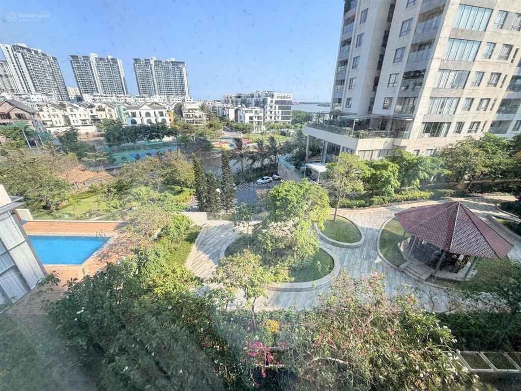 Bán căn hộ 3 phòng ngủ đảo kim cương quận 2, diện tích lớn 142 m2, view sông, yên tĩnh, mát mẻ