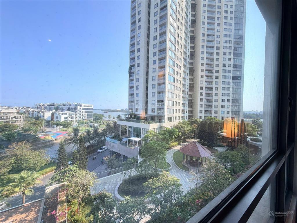 Bán căn hộ 3 phòng ngủ đảo kim cương quận 2, diện tích lớn 142 m2, view sông, yên tĩnh, mát mẻ