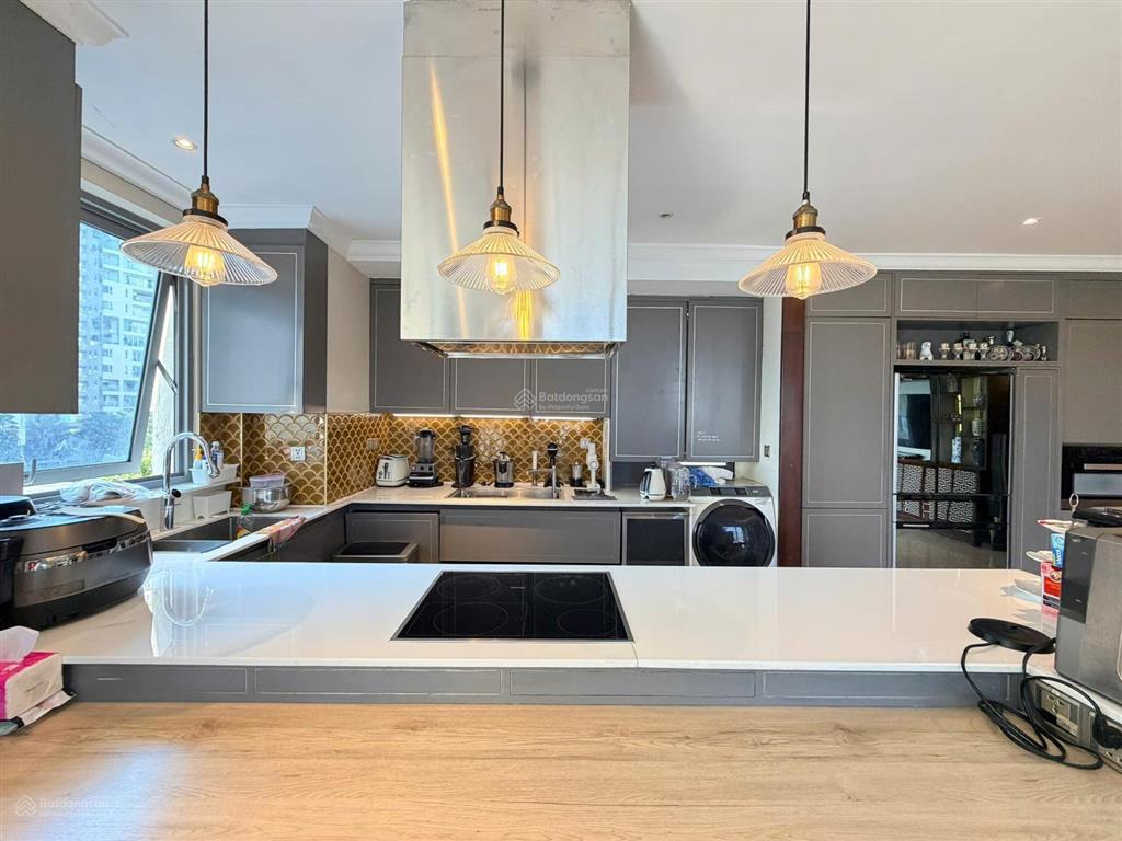 Bán căn hộ 3 phòng ngủ đảo kim cương quận 2, diện tích lớn 142 m2, view sông, yên tĩnh, mát mẻ