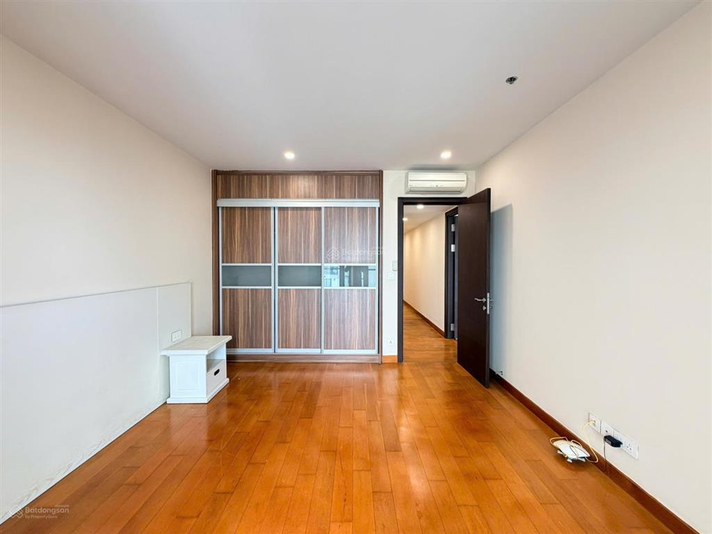 Bán duplex đảo kim cương quận 2, diện tích 397 m2, nhà đã có sổ hồng, giá tốt