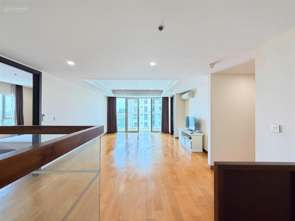 Bán duplex đảo kim cương quận 2, diện tích 397 m2, nhà đã có sổ hồng, giá tốt