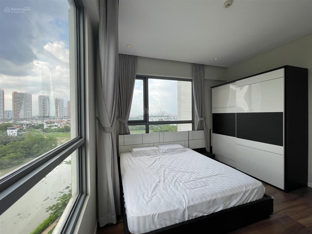 Cho thuê căn hộ 3 phòng ngủ đảo kim cương quận 2, diện tích 137 m2, view sông, nội thất đẹp