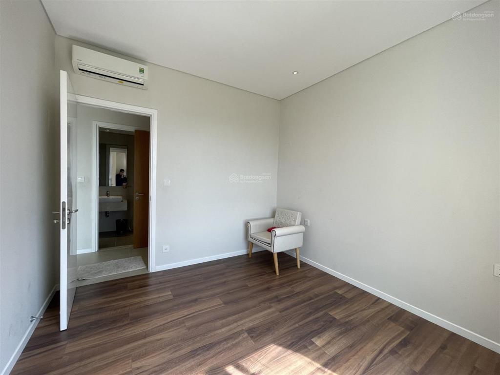 Cho thuê căn hộ 3 phòng ngủ đảo kim cương quận 2, diện tích 137 m2, view sông, nội thất đẹp