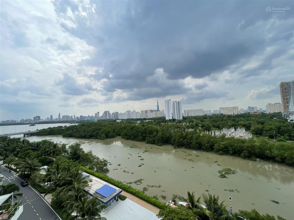 Cho thuê căn hộ 3 phòng ngủ đảo kim cương quận 2, diện tích 137 m2, view sông, nội thất đẹp