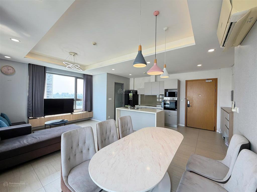 Cho thuê căn hộ 2 phòng ngủ đảo kim cương, nội thất đẹp, yên tĩnh, mát mẻ, giá tốt