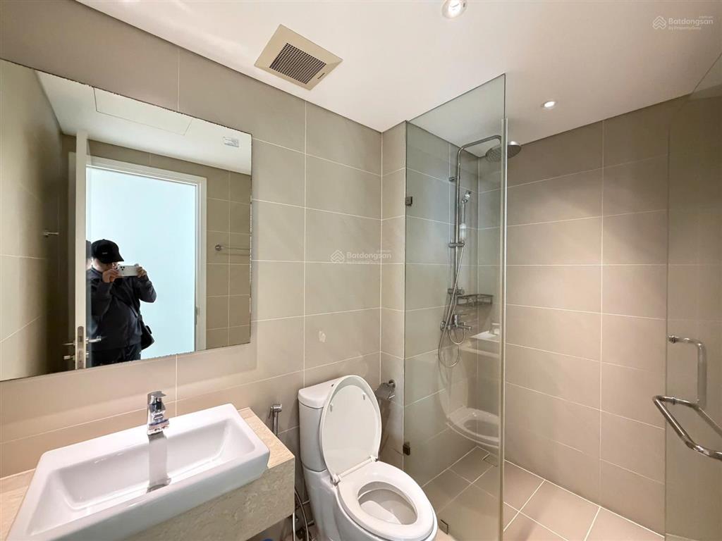 Cho thuê căn hộ 2 phòng ngủ đảo kim cương, nội thất đẹp, yên tĩnh, mát mẻ, giá tốt