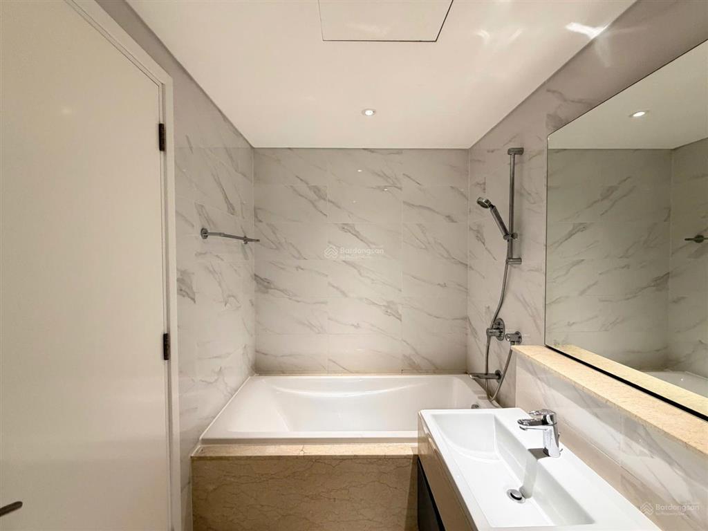 Bán căn hộ 2 phòng ngủ đảo kim cương quận 2, tháp maldives, 89 m2, view hồ bơi, giá tốt