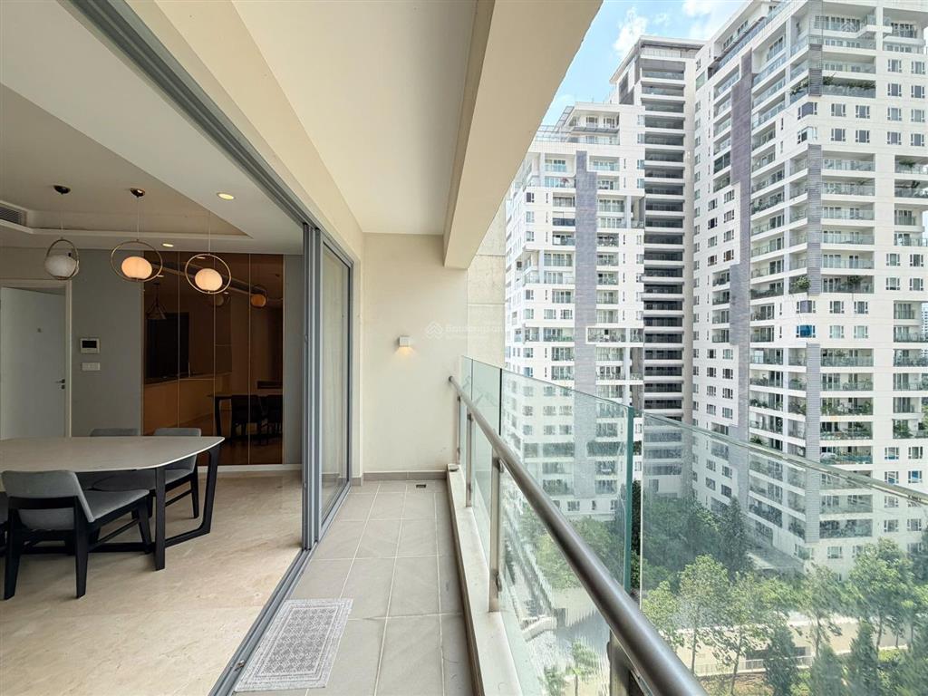 Bán căn hộ 2 phòng ngủ đảo kim cương quận 2, tháp maldives, 89 m2, view hồ bơi, giá tốt