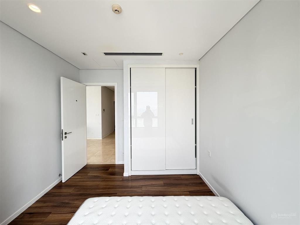 Bán căn hộ 3 phòng ngủ đảo kim cương quận 2, căn góc 2 view, hướng sông sài gòn, q.1, xem pháo hoa