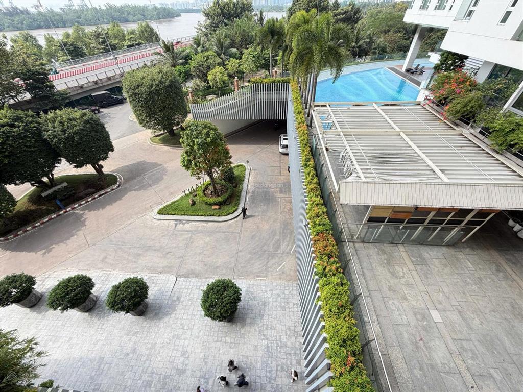 Bán căn hộ 2 phòng ngủ đảo kim cương quận 2, diện tích 125 m2, view sông sài gòn, quận 1