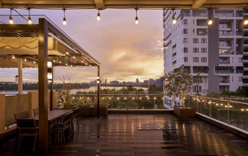 Bán căn hộ sân vườn 3 phòng ngủ đảo kim cương quận 2, view sông sài gòn, quận 1, xem pháo hoa