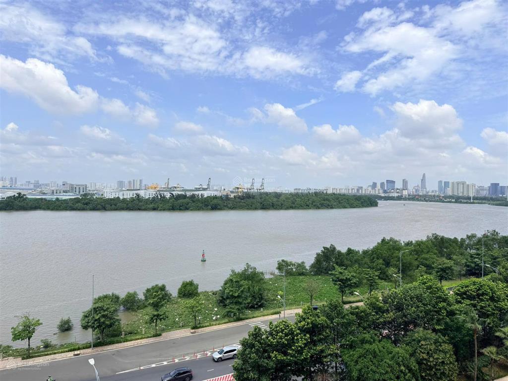 Cho thuê căn hộ 4 phòng ngủ đảo kim cương quận 2, diện tích 169m2, nội thất đẹp, view sông, quận 1