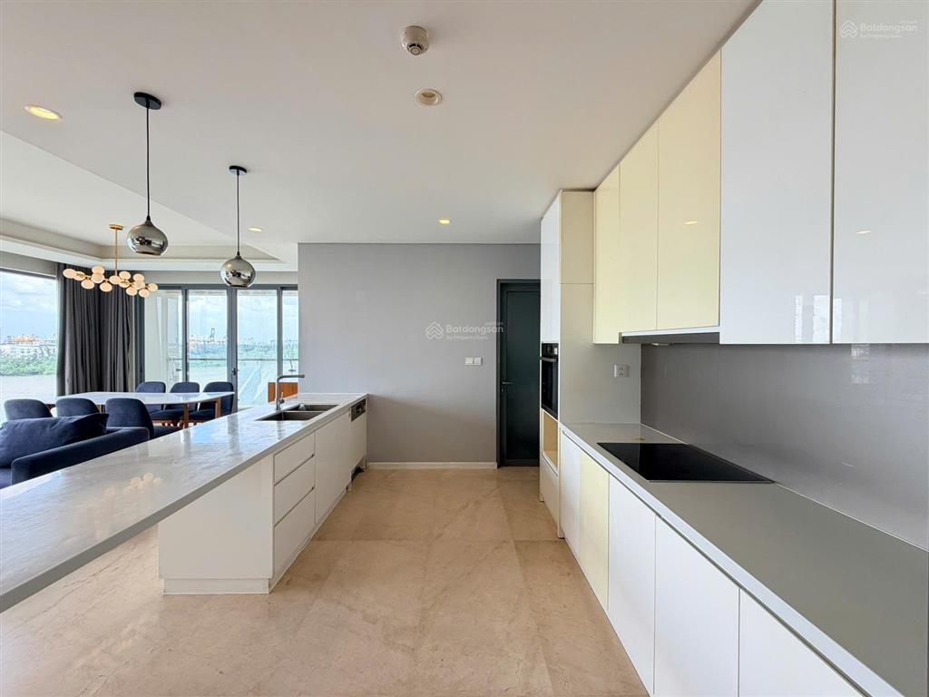 Cho thuê căn hộ 4 phòng ngủ đảo kim cương quận 2, diện tích 169m2, nội thất đẹp, view sông, quận 1