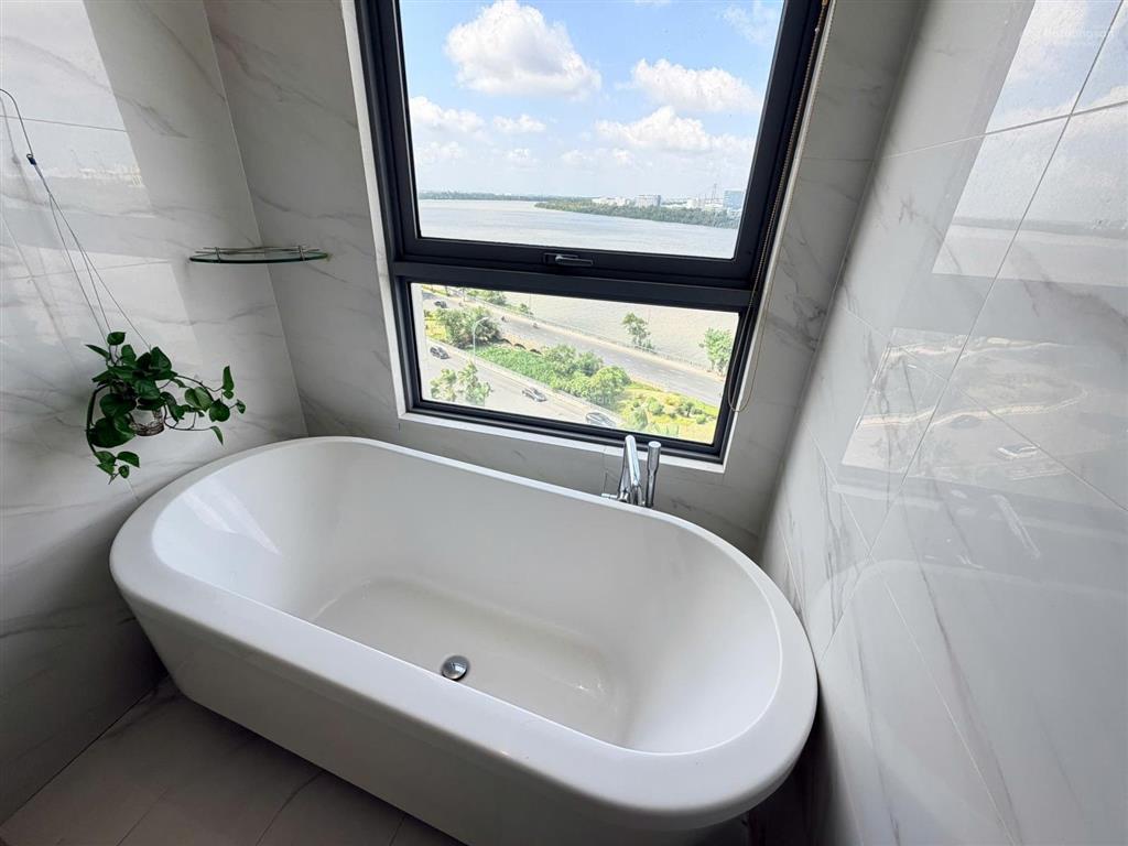 Cho thuê căn hộ 4 phòng ngủ đảo kim cương quận 2, diện tích 169m2, nội thất đẹp, view sông, quận 1