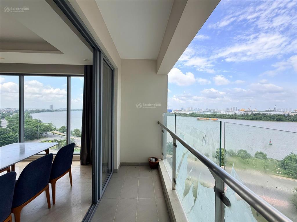 Cho thuê căn hộ 4 phòng ngủ đảo kim cương quận 2, diện tích 169m2, nội thất đẹp, view sông, quận 1
