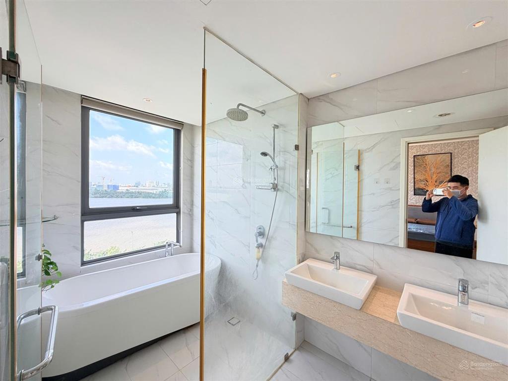 Cho thuê căn hộ 4 phòng ngủ đảo kim cương quận 2, diện tích 169m2, nội thất đẹp, view sông, quận 1