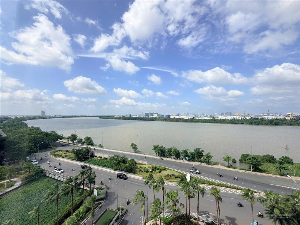 Cho thuê căn hộ 4 phòng ngủ đảo kim cương quận 2, diện tích 169m2, nội thất đẹp, view sông, quận 1