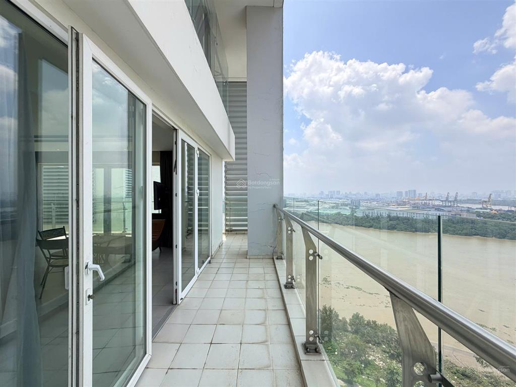 Cho thuê căn hộ 3 phòng ngủ đảo kim cương, diện tích lớn 231m2, ban công rộng, view sông, quận 1