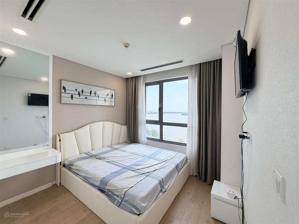Cho thuê căn hộ 2 phòng ngủ đảo kim cương, 109m2, layout rất đẹp, view sông sài gòn, quận 1