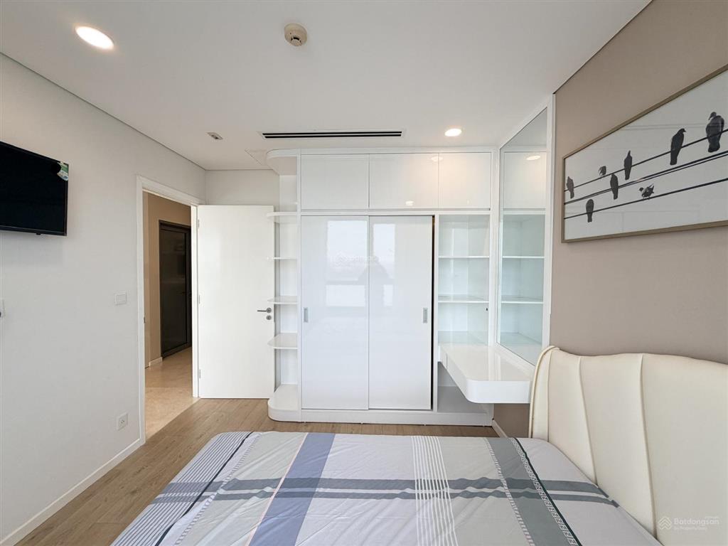 Cho thuê căn hộ 2 phòng ngủ đảo kim cương, 109m2, layout rất đẹp, view sông sài gòn, quận 1