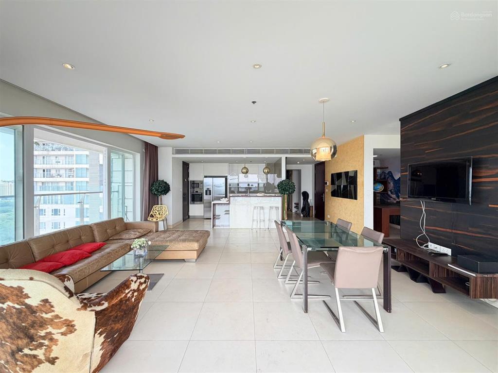 Bán căn hộ 3 phòng ngủ đảo kim cương, có sổ hồng, 180 m2, view sông sài gòn, quận 1, giá 29 tỷ