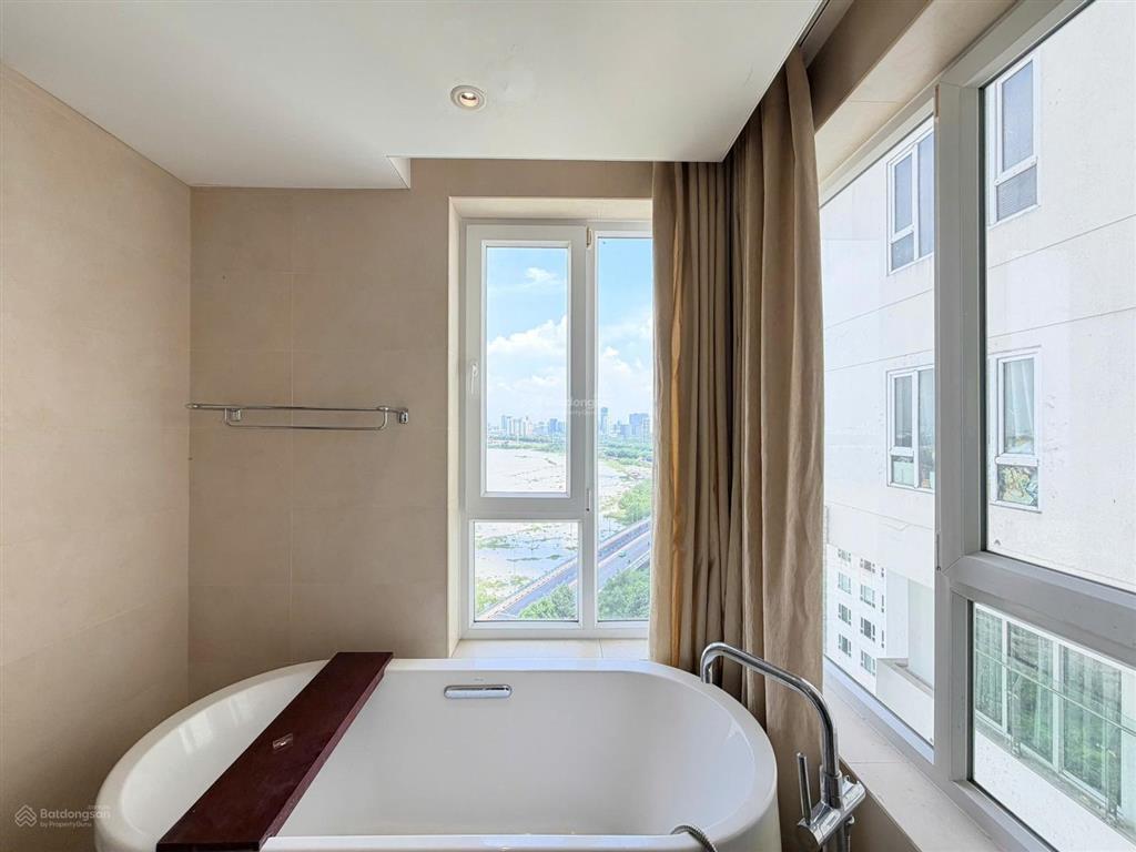 Bán căn hộ 3 phòng ngủ đảo kim cương, có sổ hồng, 180 m2, view sông sài gòn, quận 1, giá 29 tỷ