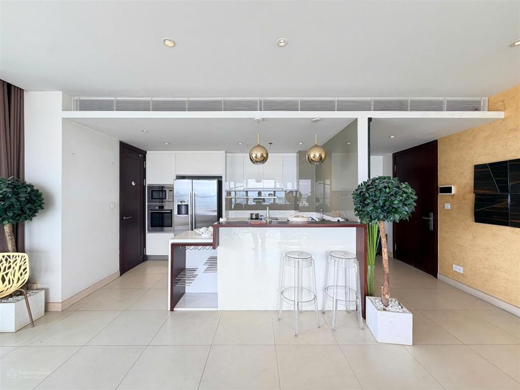 Bán căn hộ 3 phòng ngủ đảo kim cương, có sổ hồng, 180 m2, view sông sài gòn, quận 1, giá 29 tỷ