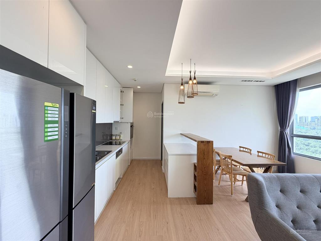 Cho thuê căn hộ 2 phòng ngủ đảo kim cương, 91 m2, view sông sài gòn, quận 1, nội thất đẹp, sạch sẽ