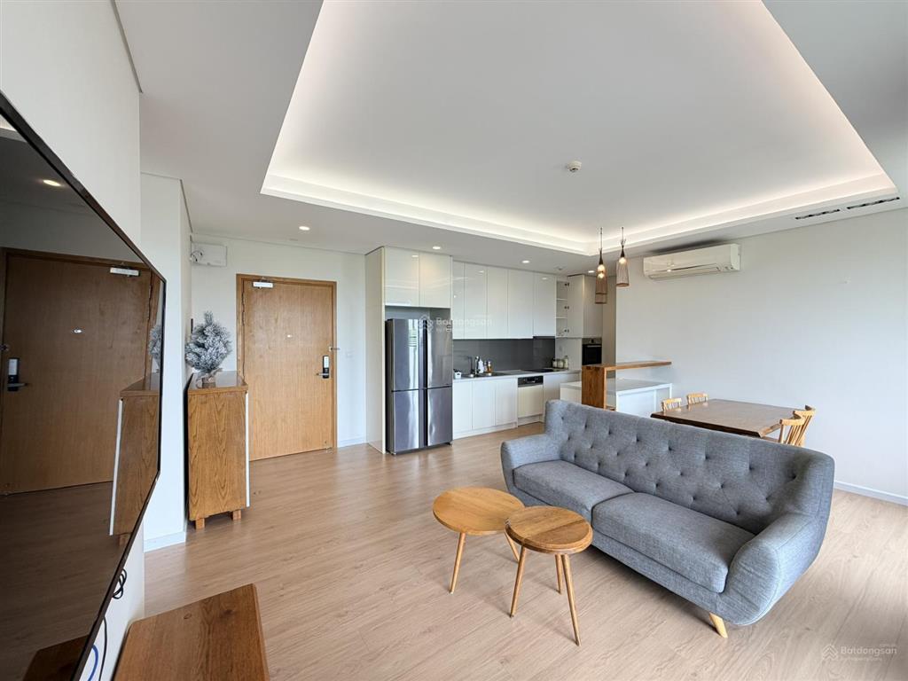 Cho thuê căn hộ 2 phòng ngủ đảo kim cương, 91 m2, view sông sài gòn, quận 1, nội thất đẹp, sạch sẽ
