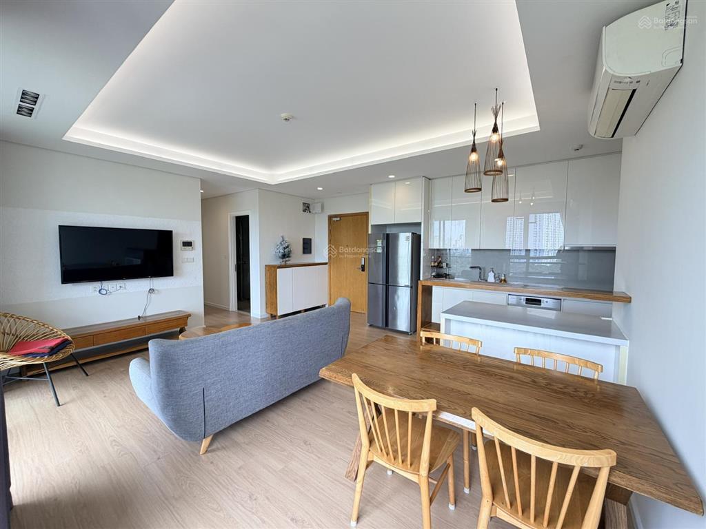Cho thuê căn hộ 2 phòng ngủ đảo kim cương, 91 m2, view sông sài gòn, quận 1, nội thất đẹp, sạch sẽ