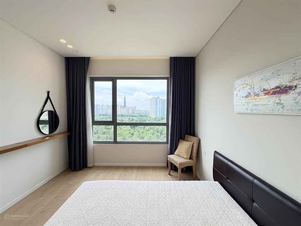 Cho thuê căn hộ 2 phòng ngủ đảo kim cương, 91 m2, view sông sài gòn, quận 1, nội thất đẹp, sạch sẽ