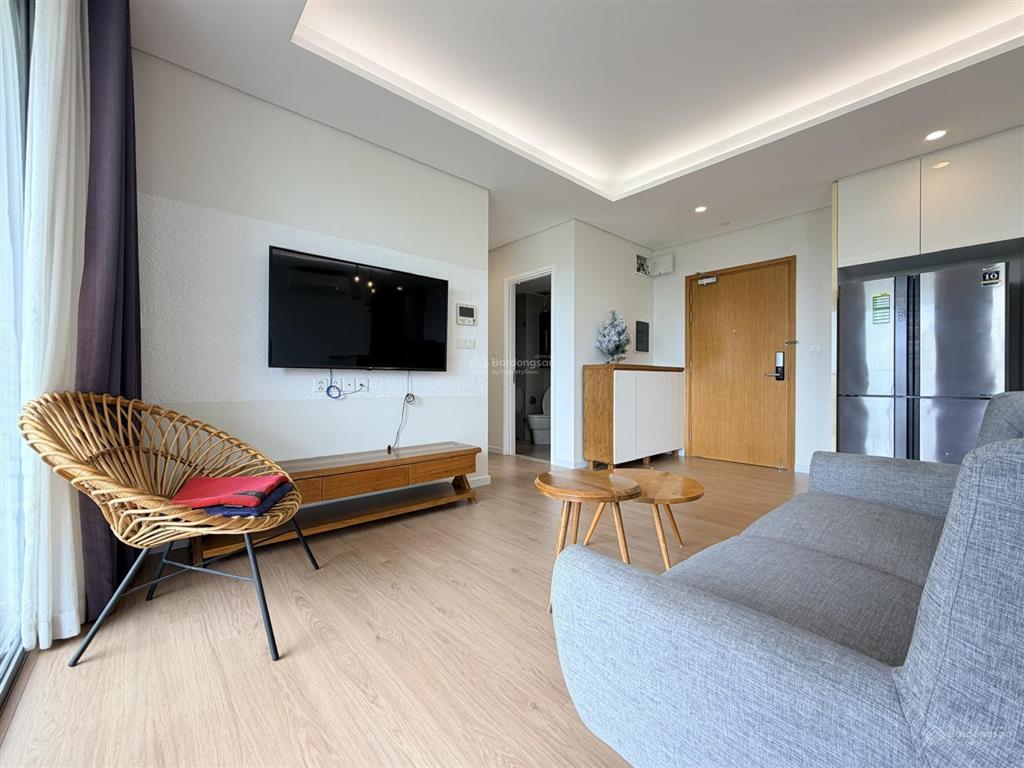 Cho thuê căn hộ 2 phòng ngủ đảo kim cương, 91 m2, view sông sài gòn, quận 1, nội thất đẹp, sạch sẽ