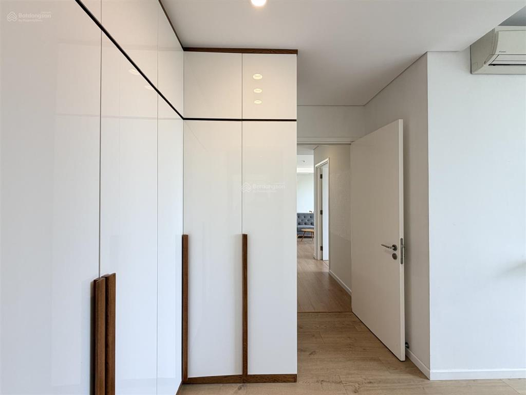 Cho thuê căn hộ 2 phòng ngủ đảo kim cương, 91 m2, view sông sài gòn, quận 1, nội thất đẹp, sạch sẽ