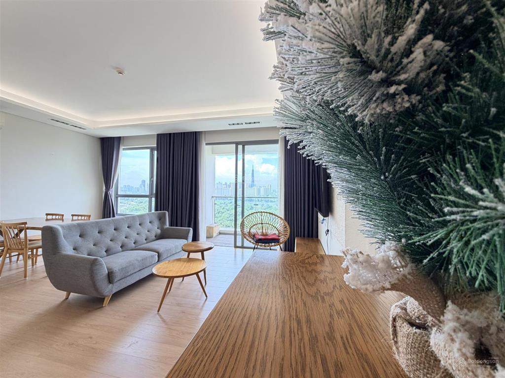 Cho thuê căn hộ 2 phòng ngủ đảo kim cương, 91 m2, view sông sài gòn, quận 1, nội thất đẹp, sạch sẽ