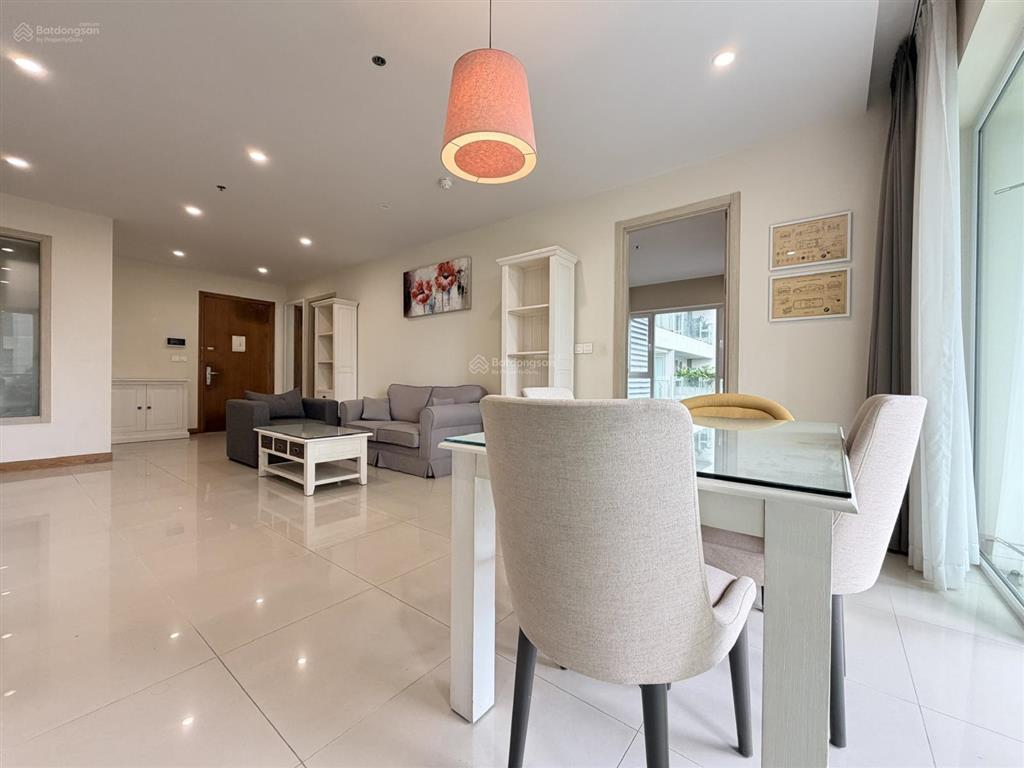 Cho thuê căn hộ 2 phòng ngủ đảo kim cương, 110m2, đầy đủ nội thất, nhà đẹp, sạch sẽ, yên tĩnh