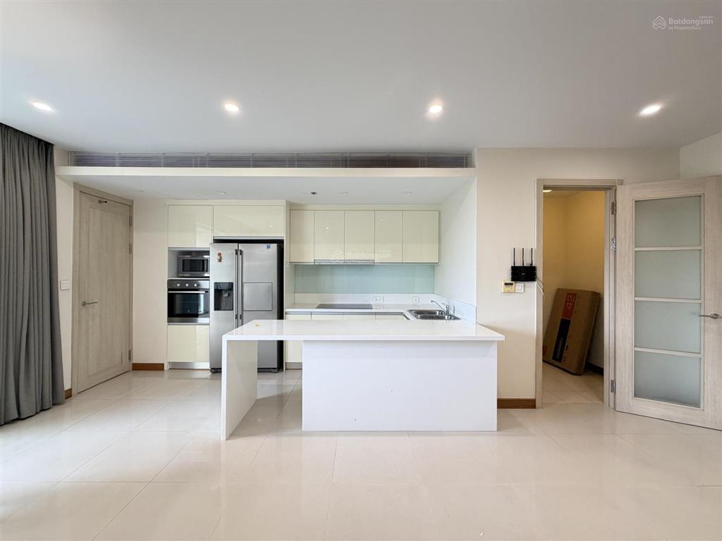 Cho thuê căn hộ 2 phòng ngủ đảo kim cương, 110m2, đầy đủ nội thất, nhà đẹp, sạch sẽ, yên tĩnh